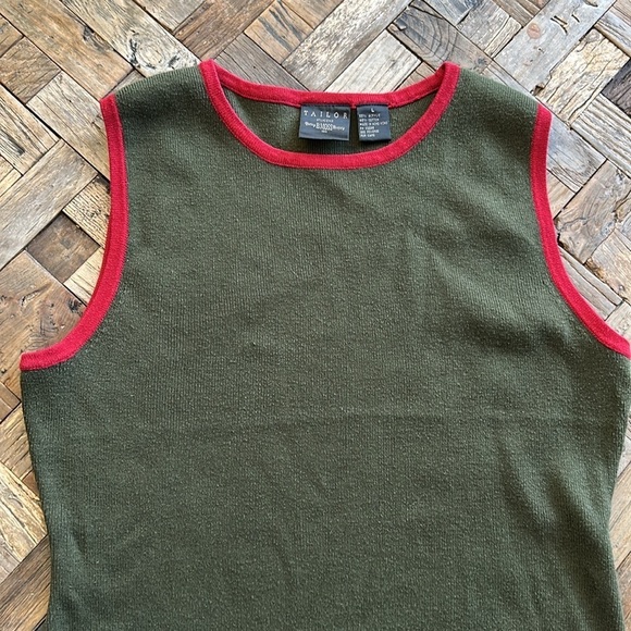 TAILOR B MOSS Sleeveless Sweater Large - Picture 2 of 4